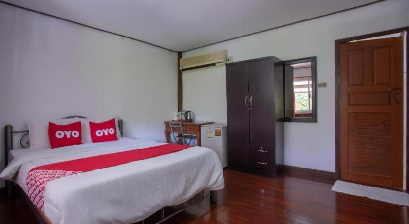 Oyo 909 Guiding Star Resort Chiang Mai Exterior photo