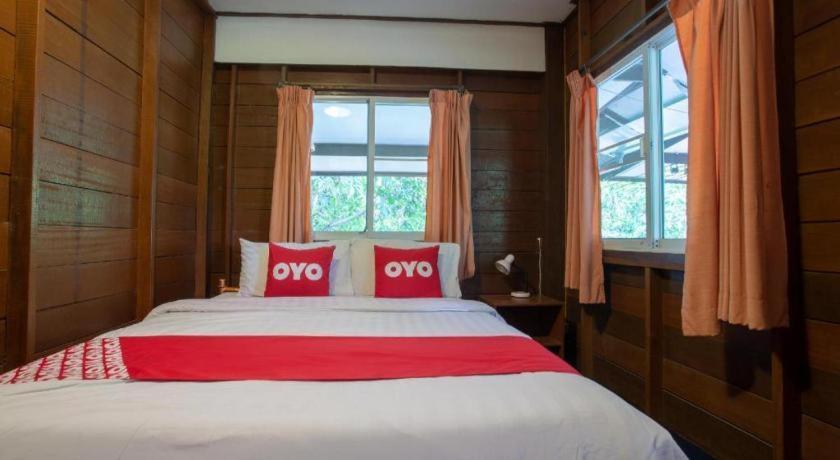 Oyo 909 Guiding Star Resort Chiang Mai Exterior photo