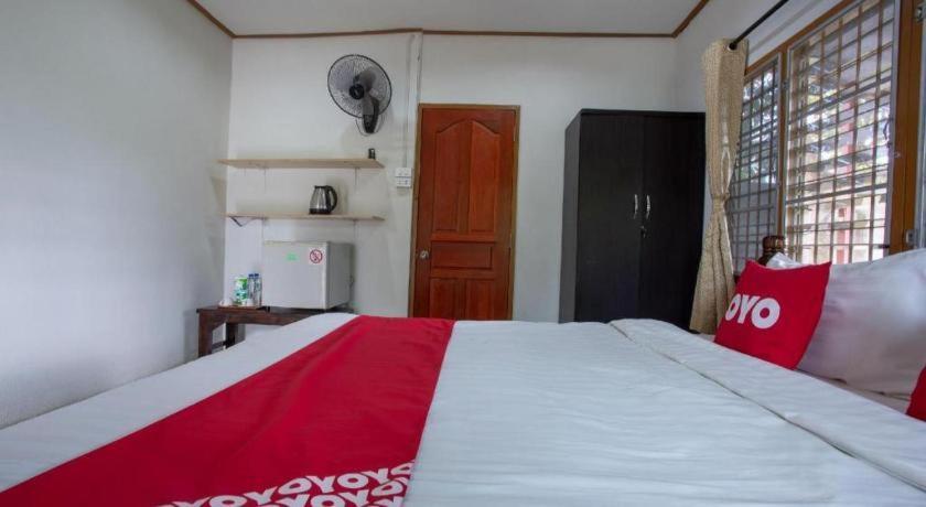 Oyo 909 Guiding Star Resort Chiang Mai Exterior photo