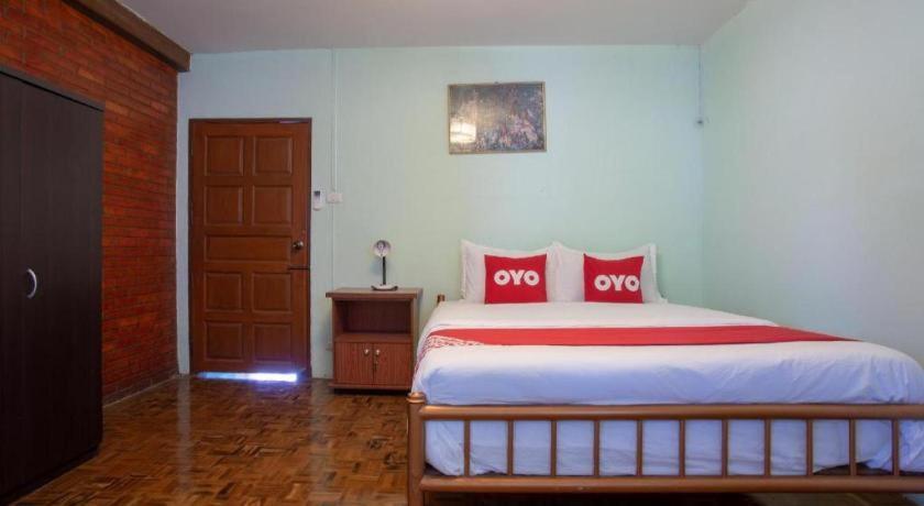 Oyo 909 Guiding Star Resort Chiang Mai Exterior photo