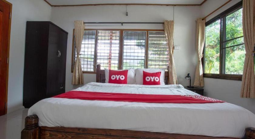 Oyo 909 Guiding Star Resort Chiang Mai Exterior photo