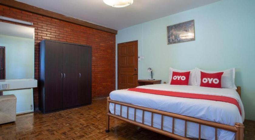 Oyo 909 Guiding Star Resort Chiang Mai Exterior photo